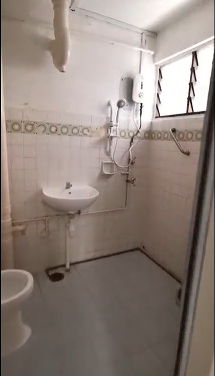 Available﻿ Immediate- Common Room/Include Utilities/Wifi/Aircon/No Agent Fee/Light Cooking Allowed/Washing Machine - Outram 歐南 - 分租房間 - Homates 新加坡
