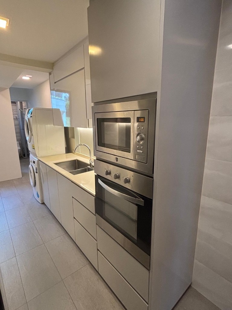 Available﻿ Immediately - Master Room/Include Utilities/W ifi/Aircon/No Agent Fee/Light Cooking Allowed/Washing Machine - Toa Payoh 大巴窯 - 分租房間 - Homates 新加坡