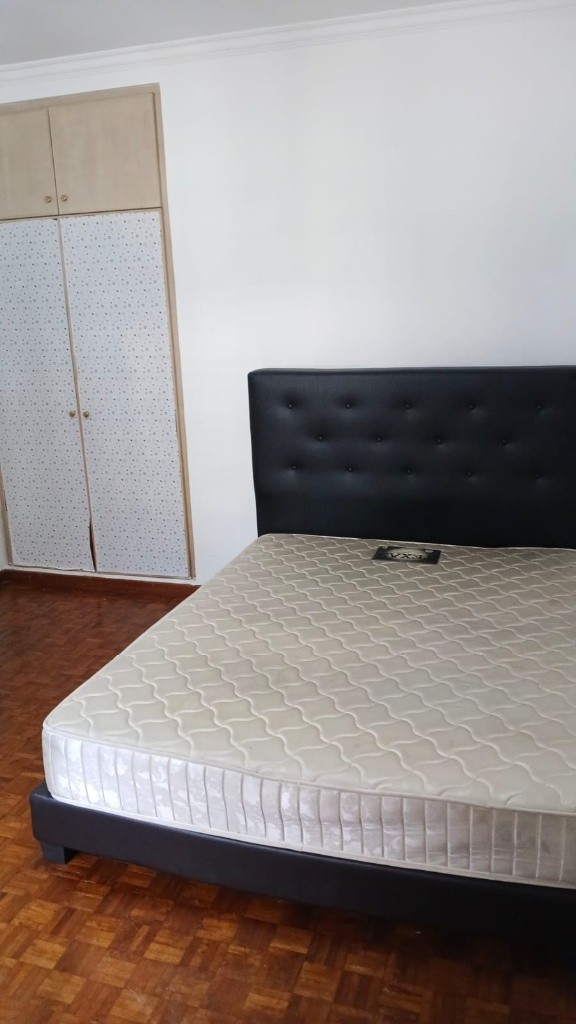 Room for rent / TOA PAYOH / NOVENA / Common room / 1pax stay / Available Immediately - Toa Payoh 大巴窯 - 分租房間 - Homates 新加坡