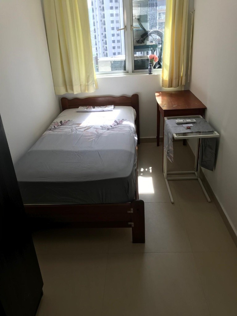 Room for rent / TOA PAYOH / Common room / 1pax stay / Available 7 Oct - Toa Payoh 大巴窯 - 整個住家 - Homates 新加坡