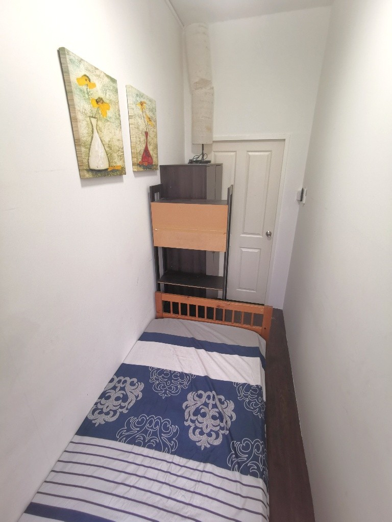 Room for rent / Kembangan MRT / Common room / 1pax stay / Available Immediately - Kembangan - Studio - Homates Singapore