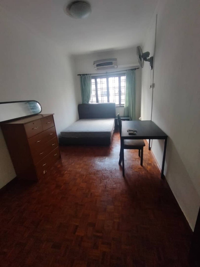 Room for rent / Toa Payoh / Common room / 1-2 pax stay / Available 28 Oct - Toa Payoh - Bedroom - Homates Singapore