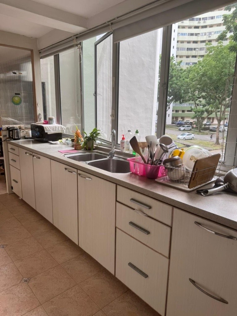 Room for rent / CLEMENTI / Common room / 1-2 pax stay / Available NOV 9 - Clementi - Bedroom - Homates Singapore