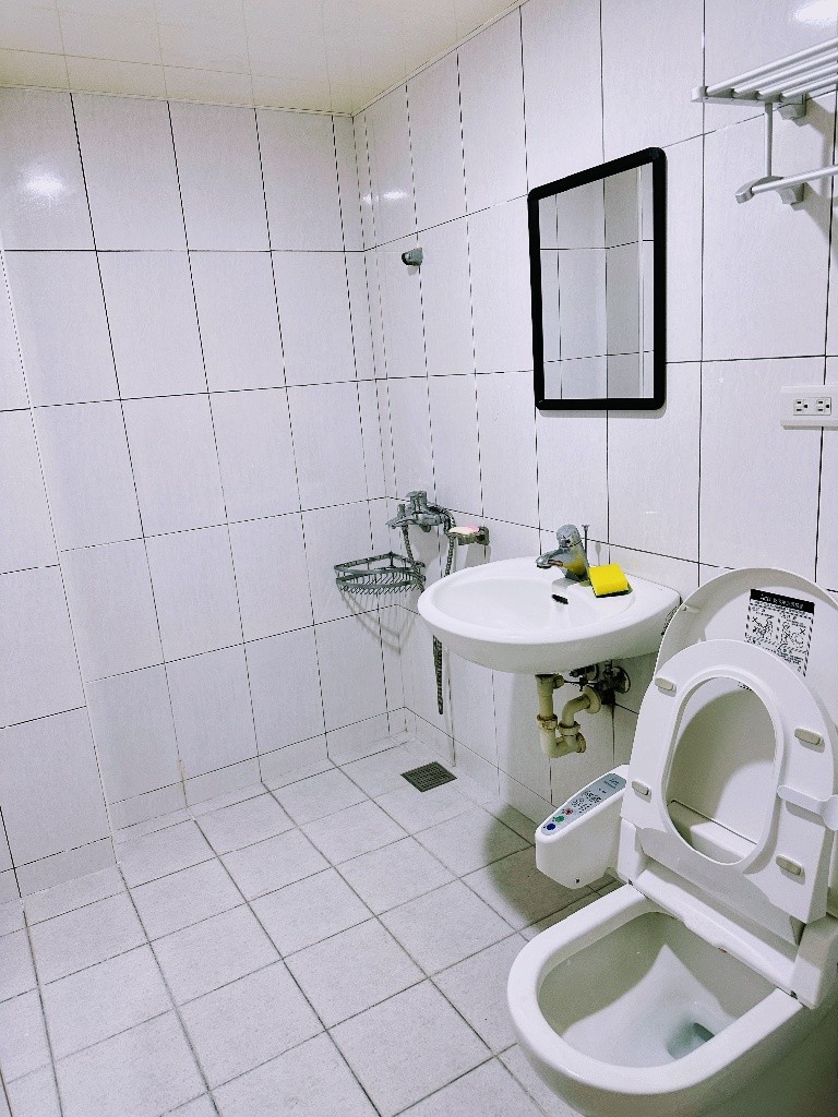 小巨蛋/國父紀念館電梯/新裝潢可租補稅 - Songshan - Flat - Homates Taiwan
