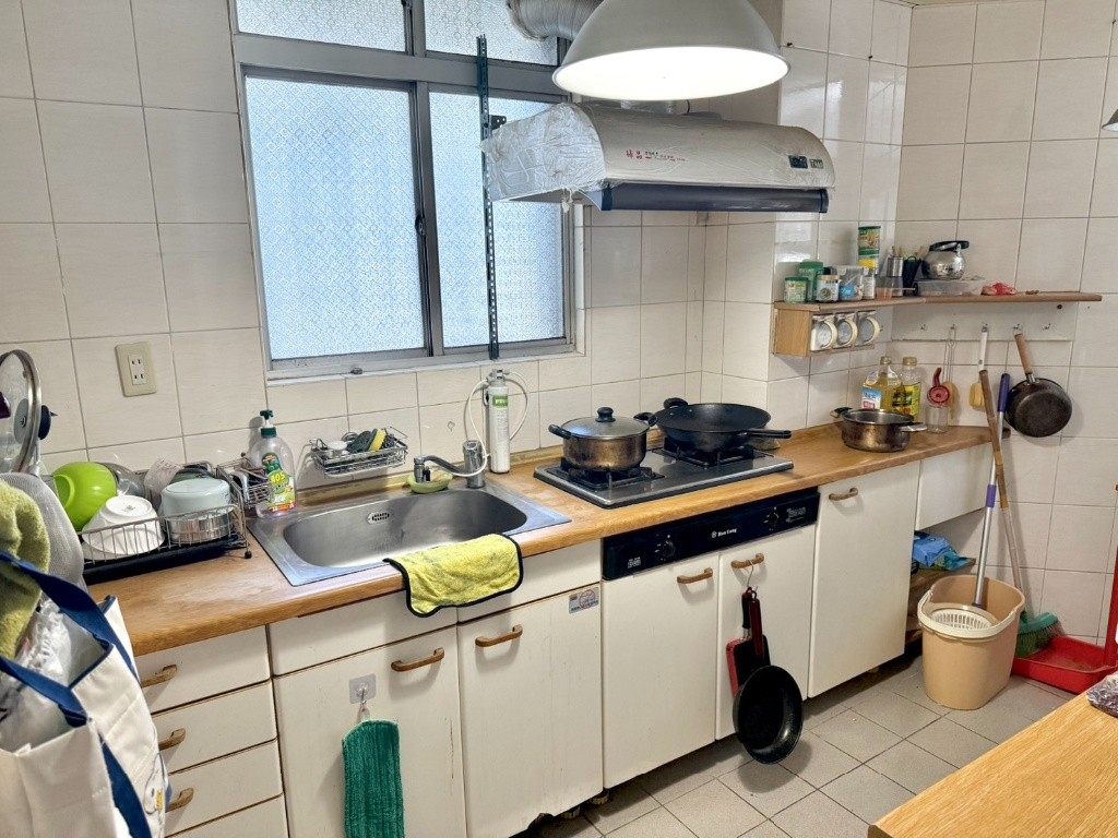 急徵室友 | 頂溪捷運站700米 | 三樓家庭式 - 永和区 - 雅房 - Homates 台湾