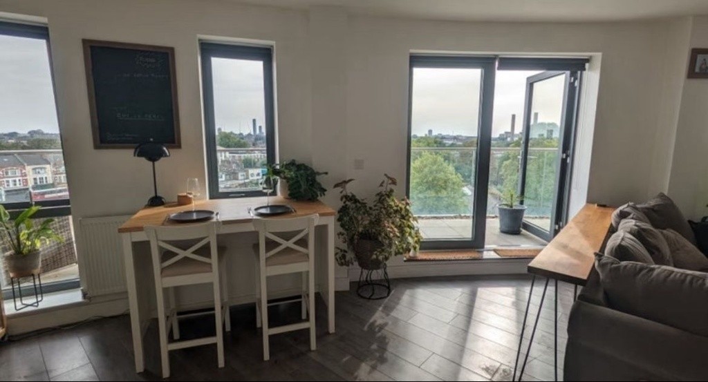 Modern Penthouse Double Bed (with balcony) - NW LONDON (Sharing with only 1 female) -  - Flat - Homates United Kingdom
