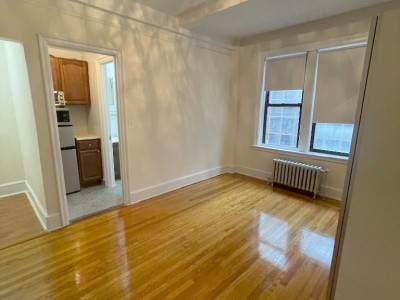 美國 -  - 161 East 52nd Street,New York,NY 10022